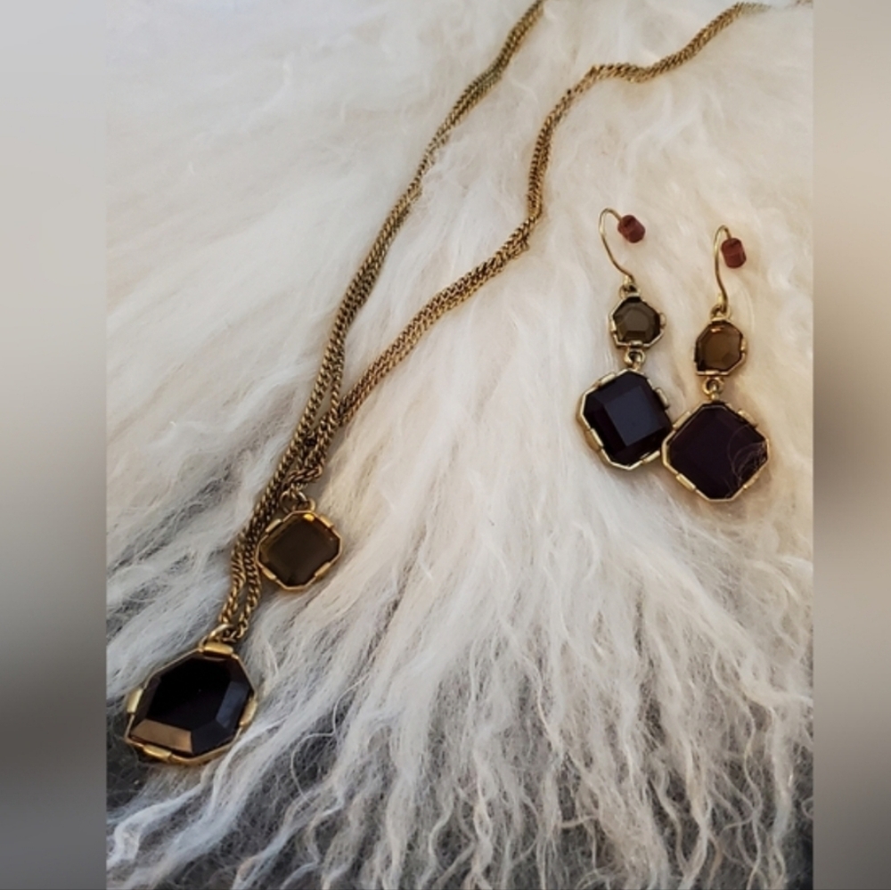 Kenneth Cole- NY Gold & Dark Amber Stone Layered Necklace & Matching Earrings